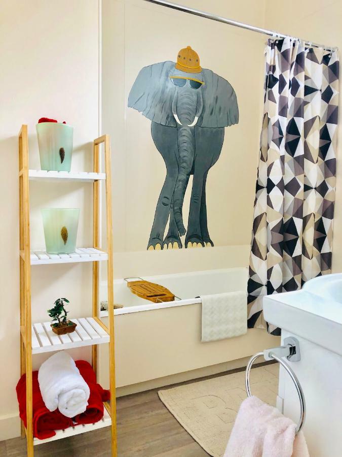 The Clyde Hotel Wairoa ภายนอก รูปภาพ